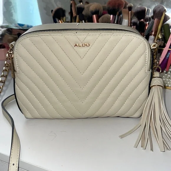 Buy Light Pink Handbags for Women by ALDO Online | Ajio.com